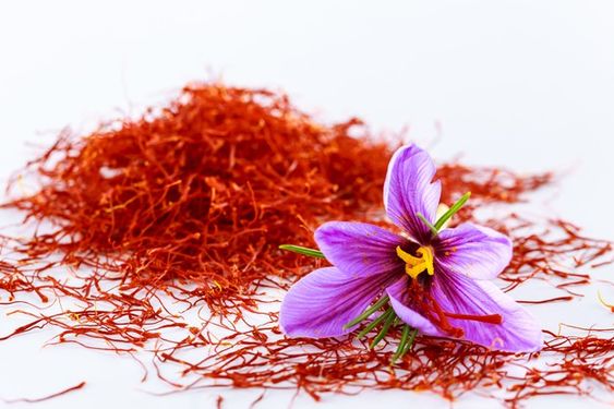 6 Manfaat Saffron untuk Kesehatan: Rempah Emas yang Penuh Khasiat